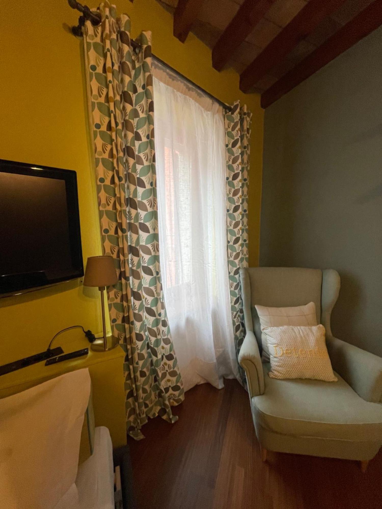 Le Camere Di Bsuites Affittacamere Parma Exterior foto